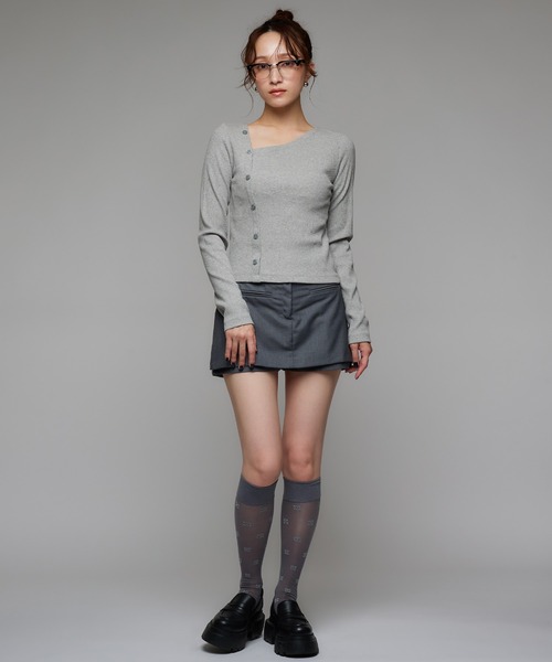 Narcissus（ナルシス）の「【チョーカー付き】アシンメトリーリブニット（ニット/セーター・レディース・グレー/ブラック・FREE）」の7枚目の写真