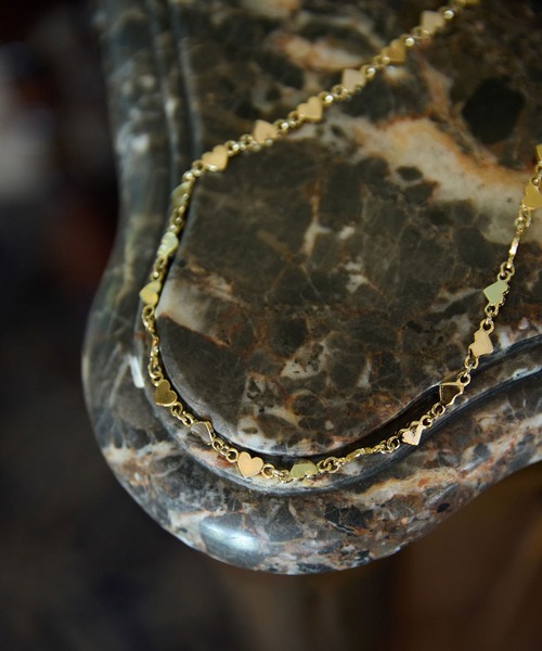 EIMY ISTOIRE(エイミーイストワール)の「ハートネックレス(ネックレス・レディース・ゴールド・F)」の1枚目の写真