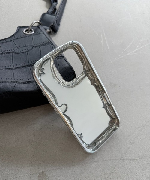 SANSeLF（サンセルフ）の「【SANSeLF】 メタリックスター ハートスマホケース シリコンソフト ミラー風デザイン iPhoneカバー アイフォンケース sac25a013（スマホケース/カバー・レディース・シルバー・iPhone 16/iPhone 15/iPhone 14）」の6枚目の写真
