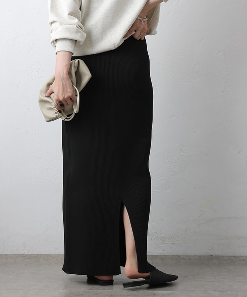 COLONY 2139(コロニートゥーワンスリーナイン)の「エステルヤーンリブIラインスカート(スカート・レディース・ブラウン/ブラック/チャコールグレー・SMALL/MEDIUM)」の6枚目の写真