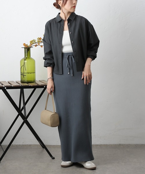 COLONY 2139(コロニートゥーワンスリーナイン)の「エステルヤーンリブIラインスカート(スカート・レディース・ブラウン/ブラック/チャコールグレー・SMALL/MEDIUM)」の18枚目の写真