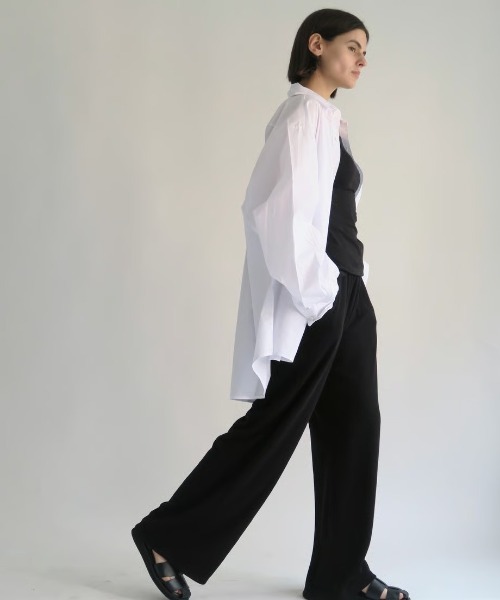 KALENO(カレノ)の「unisex cotton over shirt(シャツ/ブラウス・レディース・ホワイト/ブルー・FREE)」の1枚目の写真