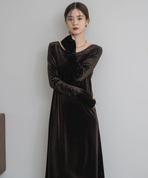 kivi（キヴィ）の「ベロアロングOP（ワンピース・レディース・ブラウン/ダークグレー・FREE）」の10枚目の写真