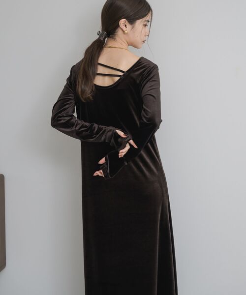 kivi（キヴィ）の「ベロアロングOP（ワンピース・レディース・ブラウン/ダークグレー・FREE）」の8枚目の写真