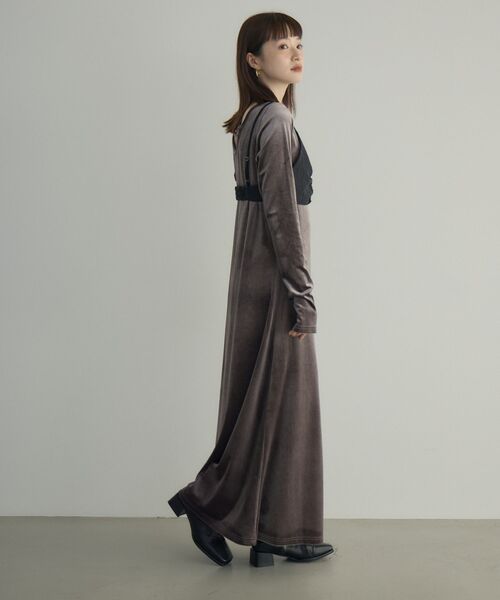 kivi（キヴィ）の「ベロアロングOP（ワンピース・レディース・ブラウン/ダークグレー・FREE）」の18枚目の写真