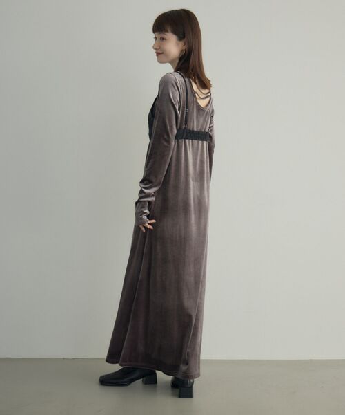 kivi（キヴィ）の「ベロアロングOP（ワンピース・レディース・ブラウン/ダークグレー・FREE）」の16枚目の写真