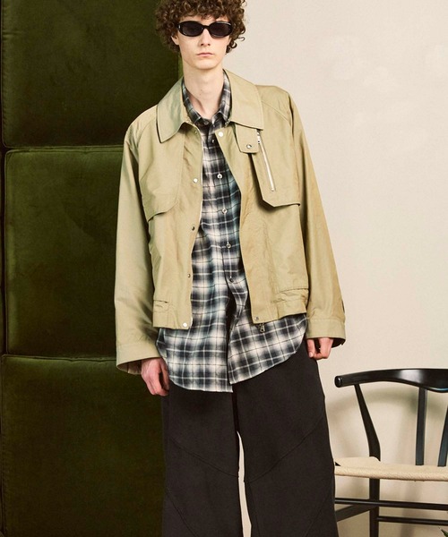 MAISON SPECIAL（メゾンスペシャル）の「《UNISEX》Prime-Over Multi Pocket Blouson/プライムオーバーマルチポケットブルゾン【MAISON SPECIAL/メゾンスペシャル】（ブルゾン・メンズ・ネイビー/キャメル/カーキ/グレイッシュベージュ・1/2）」の9枚目の写真