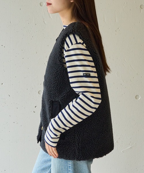 Barbour（バブアー）の「【Barbour】barbour dulsie liner / LLI0016（ベスト・レディース・ブラック/アイボリー/オリーブ・10/12）」の8枚目の写真