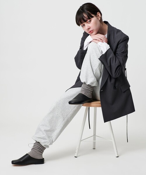 BEAUTY&YOUTH UNITED ARROWS(ビューティーアンドユースユナイテッドアローズ)の「ラメ リブ ハイソックス(ソックス/靴下・レディース・グレー系/ブラウン系・FREE)」の4枚目の写真