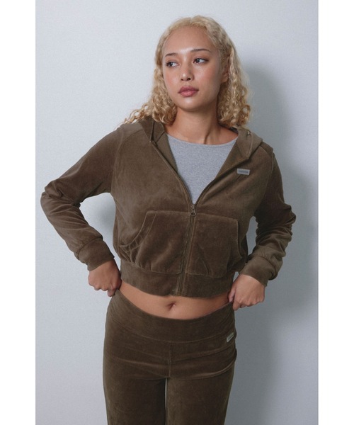 ALEXIA STAM（アリシアスタン）の「Wellness Velour Hoodie  /ウェルネス ベロアフーディー（パーカー・レディース・グレー/ブラウン/レッド・FREE）」の11枚目の写真