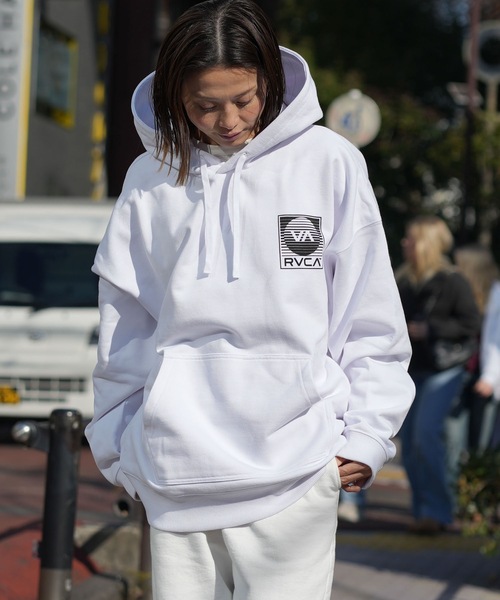 RVCA（ルーカ）の「RVCA メンズ BRINDER HD パーカー 【2025年秋冬モデル】 @autumn/ルーカバックプリントプルオーバーパーカー・フーディー（パーカー・メンズ・ヘザーグレー/グリーン系その他/ホワイト系その他/ホワイト・SMALL/MEDIUM/LARGE/X-LARGE）」の22枚目の写真