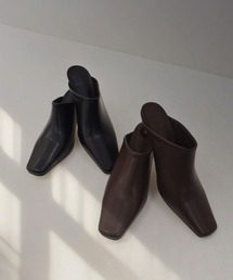 Reurie'（レウリィ）の「スクエアトゥミュール / シンプル きれいめ ベーシック 通勤 オケージョン 合皮 春 夏 秋 冬 ブラック 黒 ブラウン（パンプス）」