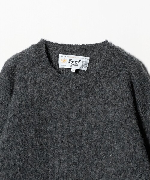 Laurence J Smith（ローレンスジェイスミス）の「＜LAURENCE J. SMITH＞ シェットランド クルーネック ニット（ニット/セーター・メンズ・ライム/ライトグレー/レッド/ピンク/オフホワイト/ダークブラウン/コバルトブルー/ベージュ/パープル/イエロー/ダークグレー/ケリーグリーン・L/XL/M）」の21枚目の写真