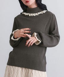 『レースフリルリブタートルニット』