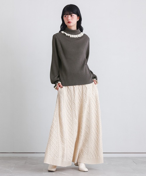 somari imagination（ソマリ イマジネーション）の「『レースフリルリブタートルニット』（ニット/セーター・レディース・ブルー/チャコール・1/2）」の20枚目の写真