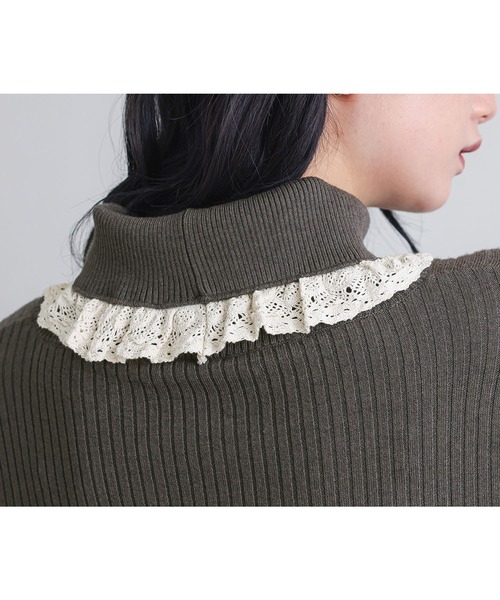 somari imagination（ソマリ イマジネーション）の「『レースフリルリブタートルニット』（ニット/セーター・レディース・ブルー/チャコール・1/2）」の15枚目の写真
