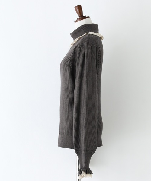 somari imagination（ソマリ イマジネーション）の「『レースフリルリブタートルニット』（ニット/セーター・レディース・ブルー/チャコール・1/2）」の17枚目の写真