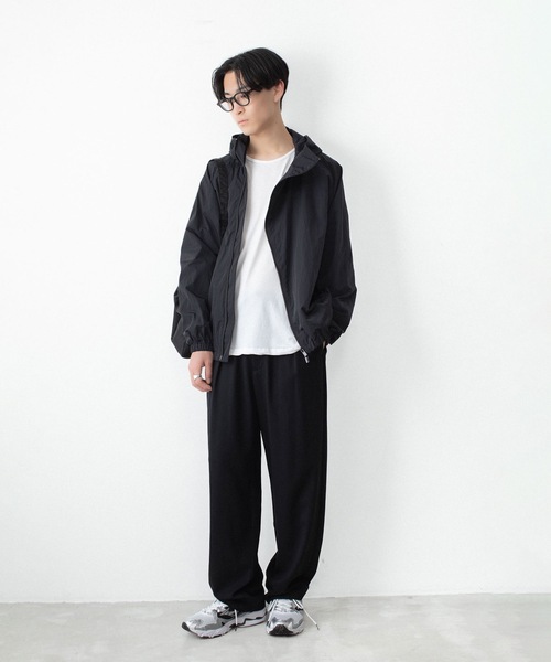 ATTACHMENT（アタッチメント）の「NYタフタ フーデット トラックジャケット / NY TAFFETA HOODED TRACK JKT（ブルゾン・メンズ・ブラウン/ブラック/カーキ系・3/2/1）」の18枚目の写真