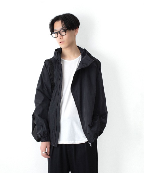 ATTACHMENT（アタッチメント）の「NYタフタ フーデット トラックジャケット / NY TAFFETA HOODED TRACK JKT（ブルゾン・メンズ・ブラウン/ブラック/カーキ系・3/2/1）」の19枚目の写真