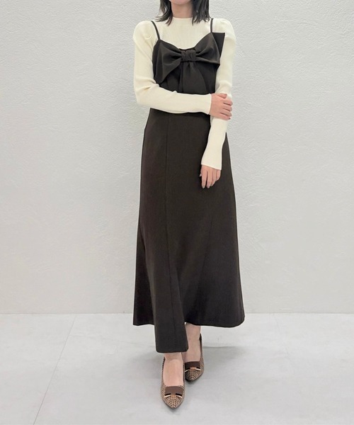 31 Sons de mode（トランテアン　ソン　ドゥ　モード）の「2025秋冬新作 ニットセットリボンモチーフジャンスカ（ジャンパースカート・レディース・ブラウン/ブラック/グレイッシュベージュ・S/M）」の6枚目の写真