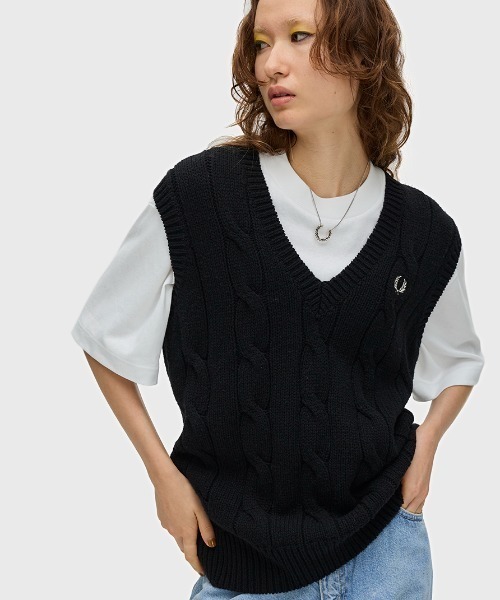 AURALEE ケーブルニットベストブラックサイズ1 Cable Knit Vest／ケーブルニットベスト（ベスト）｜FRED PERRY