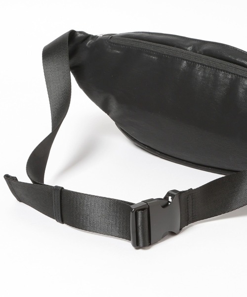 niko and...(ニコアンド)の「オリジナルテープロゴボディバッグ(ボディバッグ/ウエストポーチ・レディース・グレー/ブラック/カモフラージュ/ブラック系・0)」の19枚目の写真