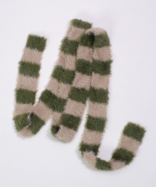 shopnikoniko（ショップニコニコ）の「スリムマフラー ボーダー シャギーニット マフラー（マフラー・レディース・ベージュ/グリーン/ブラック/ブルー/グリーン系その他/ブルー系その他・フリー）」の19枚目の写真