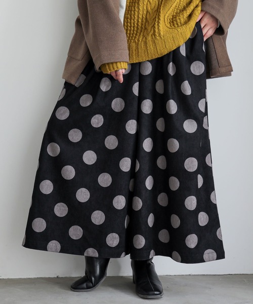 n'OrLABEL（ノアールレーベル）の「『ドットコーデュロイワイドパンツ』（その他パンツ・レディース・ブラック/ブラウン・FREE）」の2枚目の写真