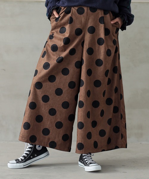 n'OrLABEL（ノアールレーベル）の「『ドットコーデュロイワイドパンツ』（その他パンツ・レディース・ブラック/ブラウン・FREE）」の11枚目の写真