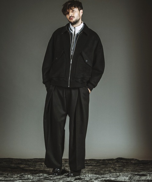 NO ID.(ノーアイディ)の「【NO ID.】Cross Tuck Wide Trousers / クロス タック ワイド トラウザーズ(その他パンツ・メンズ・ブラック/グレー・2/1)」の13枚目の写真