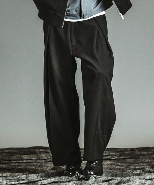 NO ID.(ノーアイディ)の「【NO ID.】Cross Tuck Wide Trousers / クロス タック ワイド トラウザーズ(その他パンツ・メンズ・ブラック/グレー・2/1)」の16枚目の写真