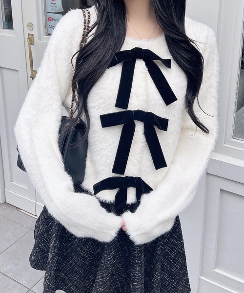 INGNI（イング）の「ベロアリボンフェザーニットカーディガン（カーディガン/ボレロ・レディース・チャコールグレー/アイボリー/ボルドー・M）」の5枚目の写真