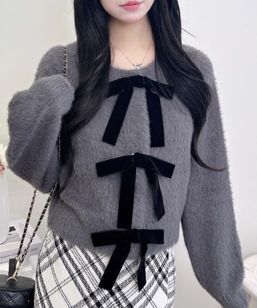 INGNI（イング）の「ベロアリボンフェザーニットカーディガン（カーディガン/ボレロ・レディース・チャコールグレー/アイボリー/ボルドー・M）」の11枚目の写真