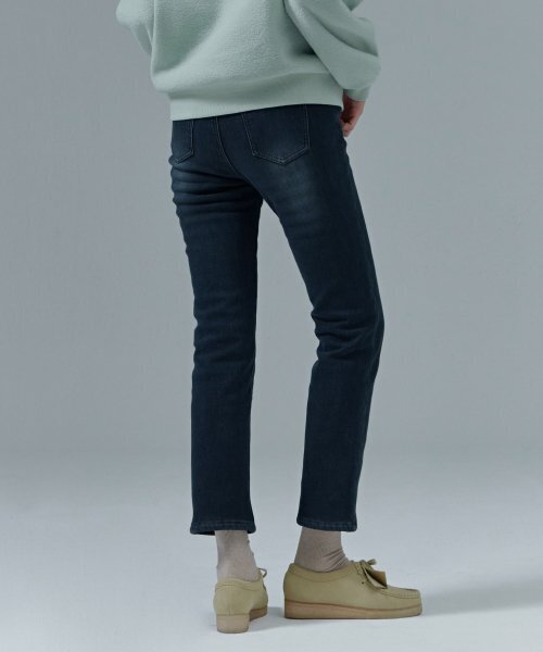 CHASECULT(チェイスカルト)の「レディース ダンブルボア ボンディング Dトーン スリムストレート 起毛デニムパンツ-CGRG2375E04(デニムパンツ・レディース・ネイビー・67/70/74/76/80)」の2枚目の写真