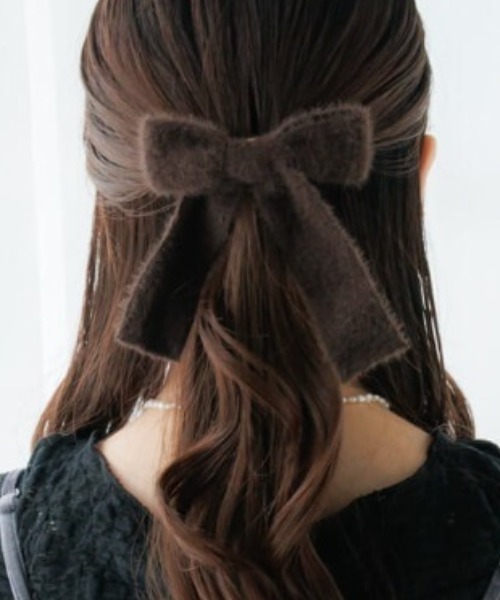 flower（フラワー）の「フラッフィーリボンピン（ヘアピン・レディース・ブラウン/ベージュ/ブラック・FREE）」の2枚目の写真