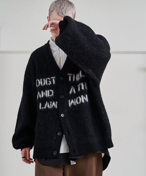 SeeSew(シーソー)の「【UNISEX】LOGO JQ CARDIGAN/ロゴジャガードカーディガン(カーディガン/ボレロ・メンズ・ブラック/レッド・M/L)」の13枚目の写真