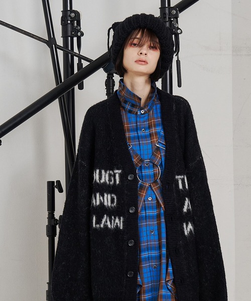 SeeSew(シーソー)の「【UNISEX】LOGO JQ CARDIGAN/ロゴジャガードカーディガン(カーディガン/ボレロ・メンズ・ブラック/レッド・M/L)」の17枚目の写真