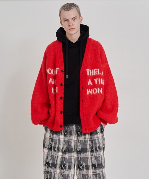 SeeSew(シーソー)の「【UNISEX】LOGO JQ CARDIGAN/ロゴジャガードカーディガン(カーディガン/ボレロ・メンズ・ブラック/レッド・M/L)」の22枚目の写真