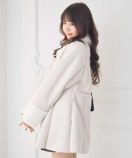 ems excite（エムズエキサイト）の「Fファー襟スエードコート（その他アウター・レディース・ブラウン/ナチュラル・FREE）」の13枚目の写真