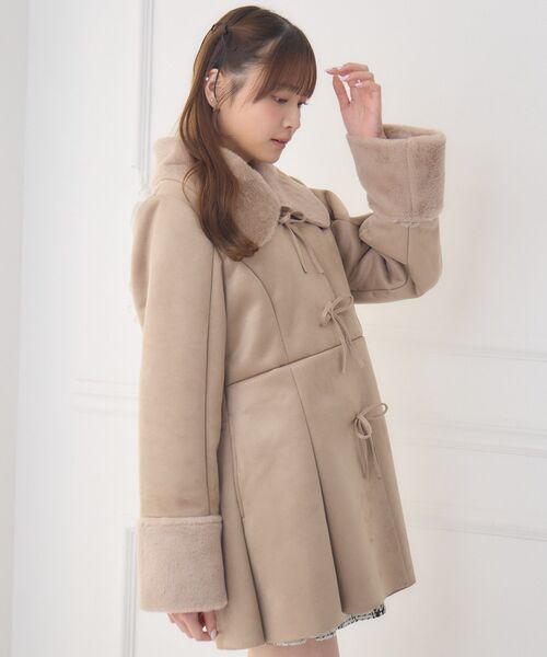 ems excite（エムズエキサイト）の「Fファー襟スエードコート（その他アウター・レディース・ブラウン/ナチュラル・FREE）」の22枚目の写真