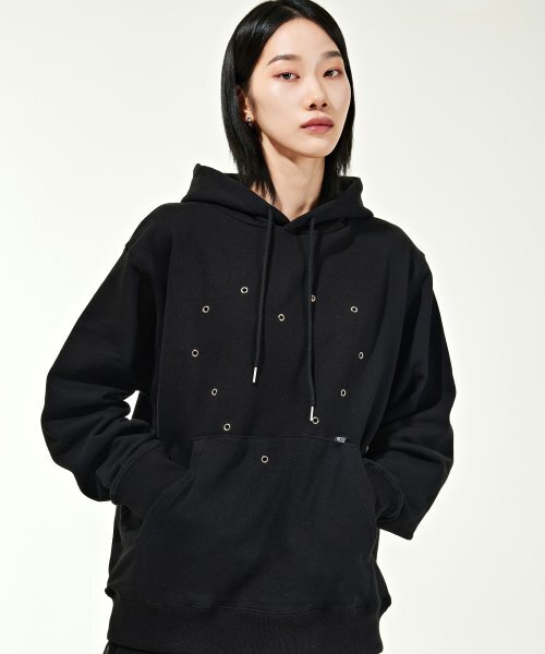 PIECEMAKER(ピースメーカー)の「HEART EYELET HOODIE (BLACK) (2TYPE)(パーカー・レディース・その他・LARGE/MEDIUM)」の3枚目の写真