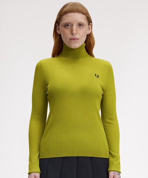 FRED PERRY(フレッドペリー)の「Rib Knit Roll Neck Top/リブニットタートルネックトップス(ニット/セーター・レディース・イエロー・10)」の4枚目の写真