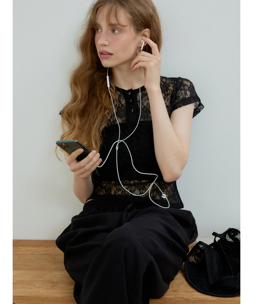 HHIPS(ダブルヒップス)の「Lace short-sleeved T-shirt (Black)(Tシャツ/カットソー・レディース・その他・FREE)」の4枚目の写真
