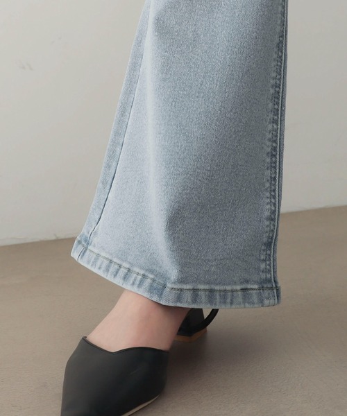 WEGO(ウィゴー)の「WEGO/【26年春夏新作】ハイウエストストレッチフレアデニムパンツ(デニムパンツ・レディース・コバルトブルー/ブラック系その他/スカイブルー/ブラック系2・SMALL/X-SMALL/MEDIUM)」の13枚目の写真