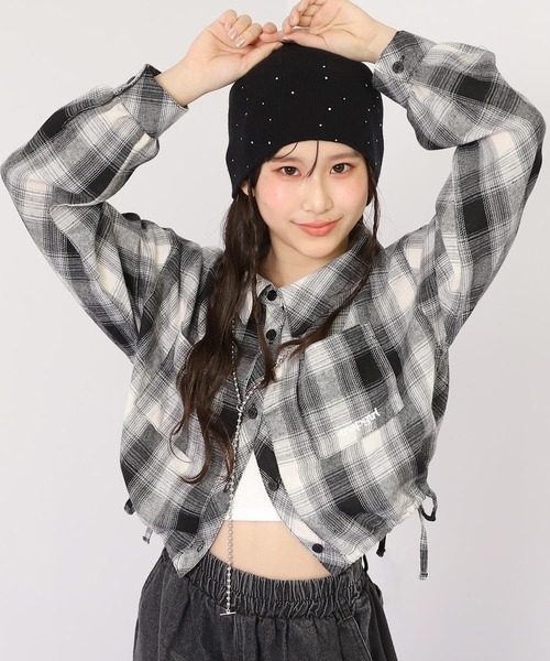 ANAP GｉRL（アナップガール）の「サイドシャーリングチェックシャツ（シャツ/ブラウス・キッズ・ブラウン/ブラック・M/S/XS）」の3枚目の写真
