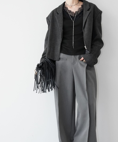 chuclla（チュクラ）の「レーストリム Vネックトップス chw26s034（Tシャツ/カットソー・レディース・ブラック/ホワイト・FREE）」の10枚目の写真