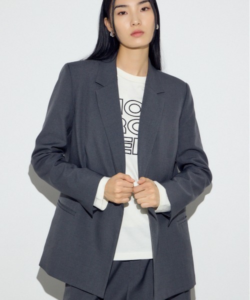 AZUL by moussy（アズールバイマウジー）の「ダブルテーラードジャケット（テーラードジャケット・レディース・杢グレー/ブラック/ベージュ・SMALL/MEDIUM）」の3枚目の写真