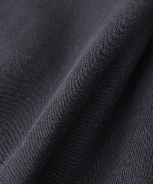 UCLA（ユーシーエルエー）の「UCLA×relume ヴィンテージ加工スウェット/ハーフジップ・ヘンリー・クルー（スウェット・メンズ・チャコールグレー/ライトグレー/ブラック/ネイビー・MEDIUM/LARGE）」の8枚目の写真