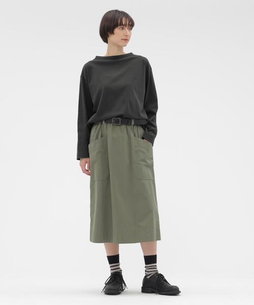 MHL.(エムエイチエル)の「COTTON CUPRA PLAINWEAVE SKIRT(スカート・レディース・グリーン系その他7/ブラウン系その他2・0/3/2/1)」の22枚目の写真