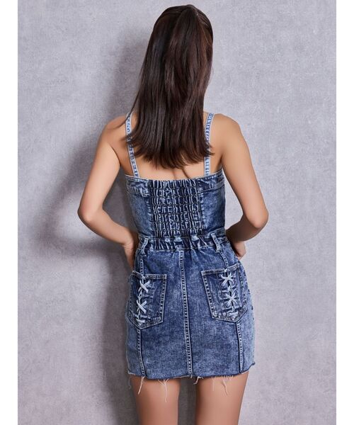 GYDA（ジェイダ）の「Symmetry GYDAフロントZIPスカートライクデニムタイトミニワンピース（ワンピース・レディース・ライトブルー/ブラック/ブルー・MEDIUM/SMALL）」の7枚目の写真